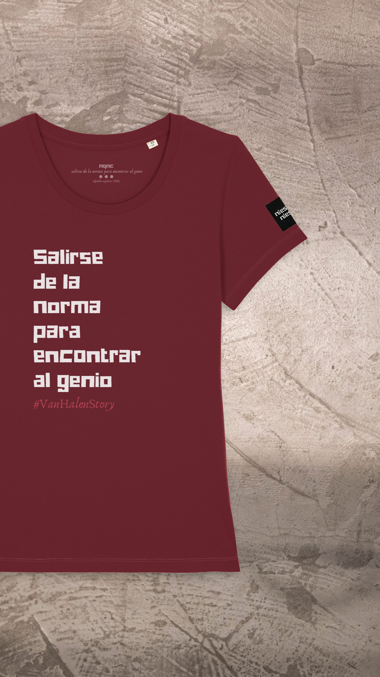 CAMISETA CHICA BURGUNDI HALEN TEXTO RECORTADA