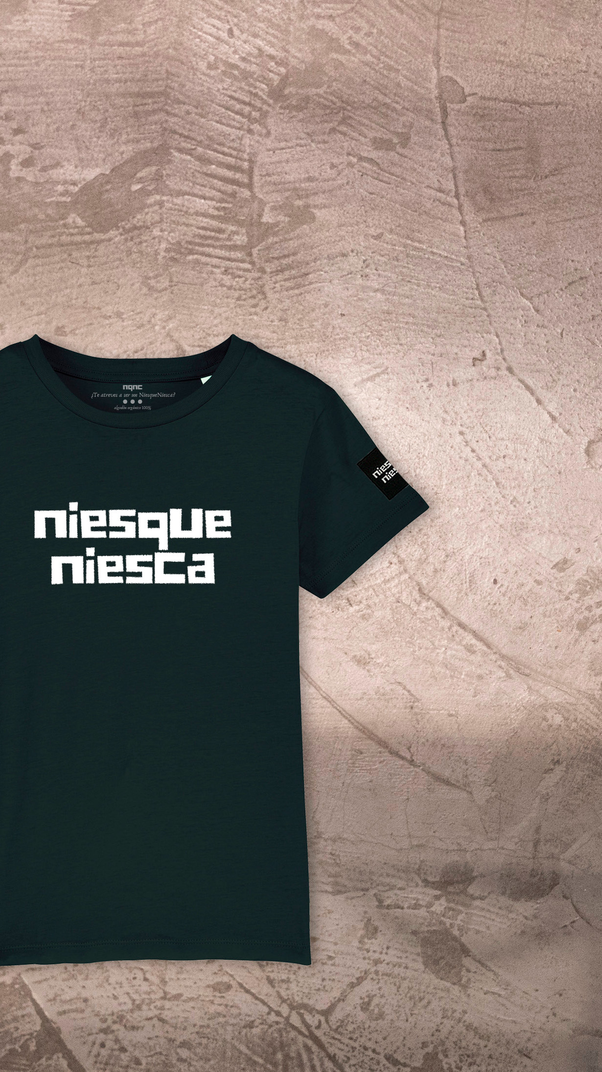 CAMISETA NIÑO NEGRA NQNC RECORTADA