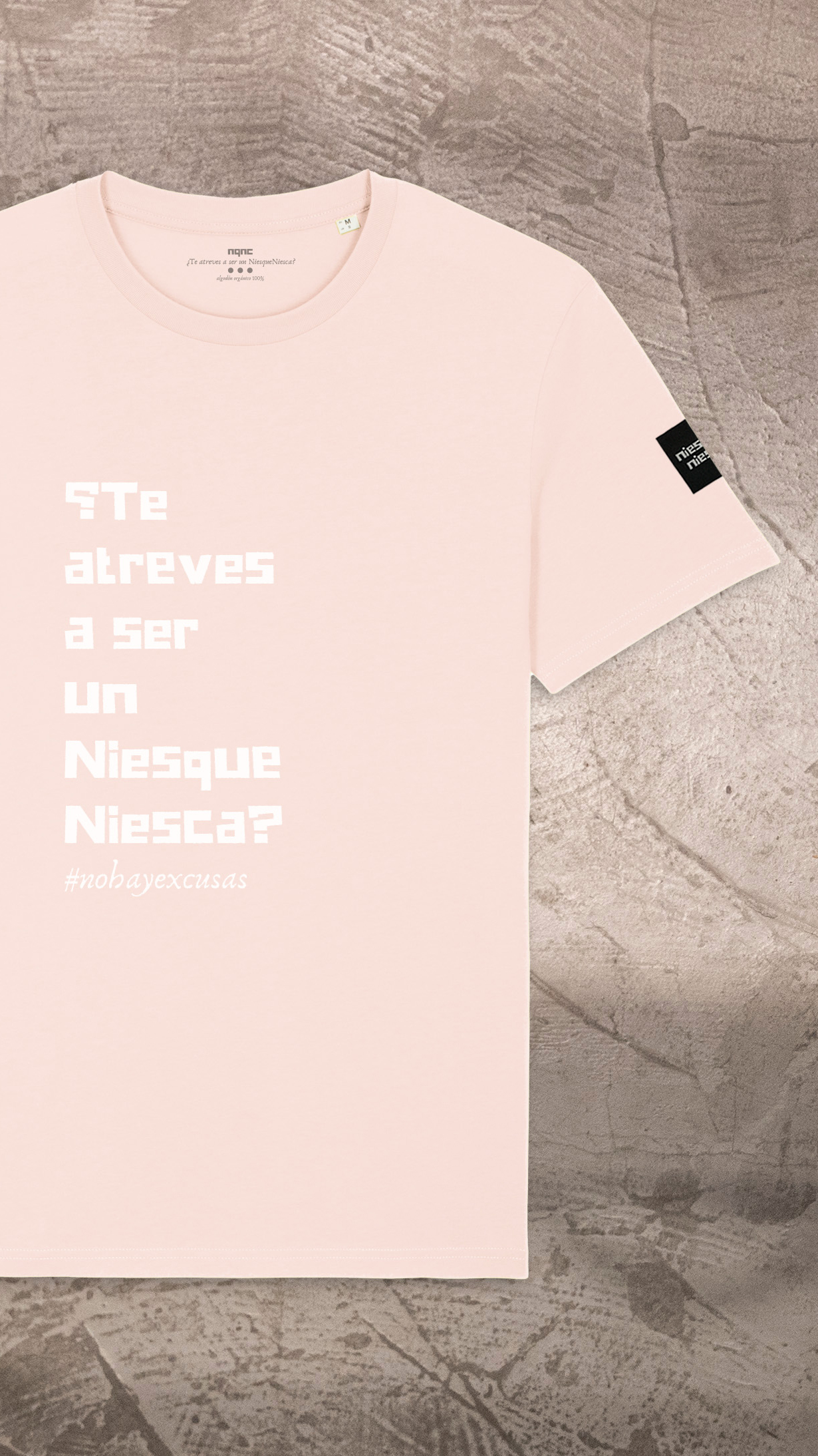 CAMISETA UNISEX PINK NQNC TEXTO RECORTADA