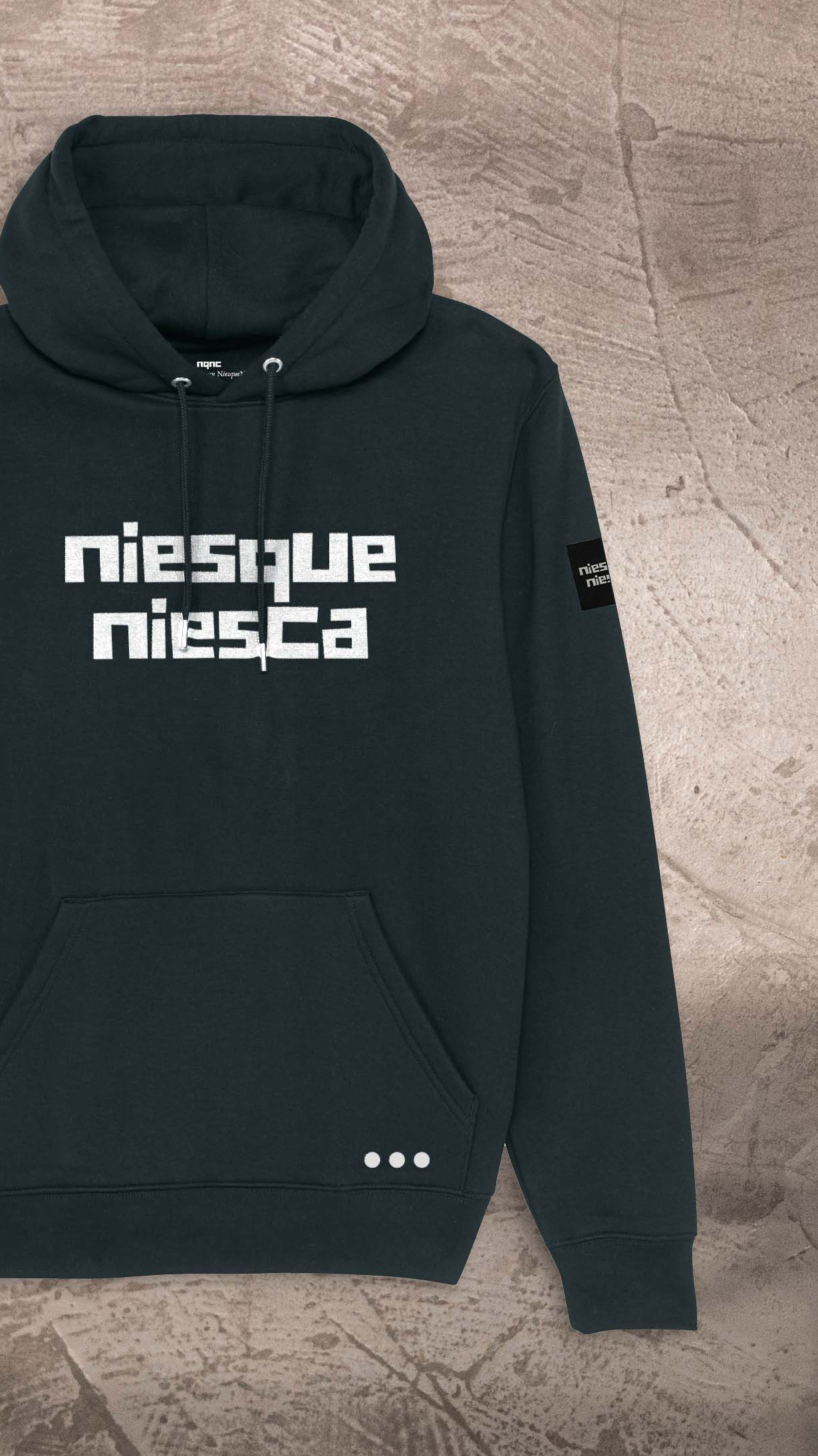 SUDADERA SIN CREMALLERA NEGRA RECORTADA